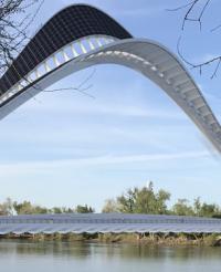 Designer picked for landmark Sacramento bridge image